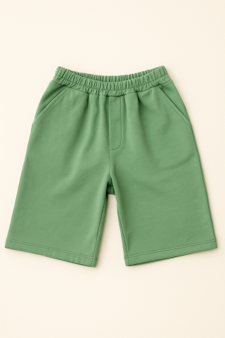 Erkek Çocuk Günlük Stil Seti – Cepli Şort, Zümrüt Yeşili