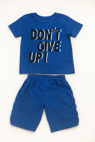 Erkek Çocuk “Don’t Give Up!” Baskılı Mavi Tişört & Desenli Şort Seti