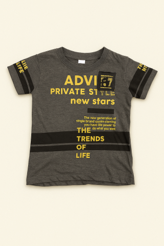 Erkek Çocuk Yazlık Günlük Set – Grafik Baskılı Gri Tişört & Basic Siyah Şort