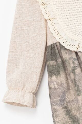 Kız Çocuk Dantel Yakalı Uzun Kollu Elbise – Bej & Yeşil Tonları