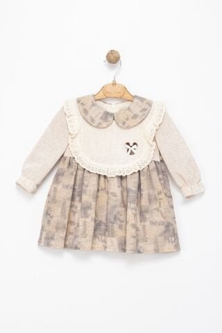 Kız Çocuk Dantel Yakalı Örgü Ön Panelli Uzun Kollu Elbise – Bej & Kahve Tonları