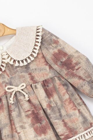 Kız Çocuk Dantel Yakalı Uzun Kollu Elbise – Kahverengi & Bej Tonları