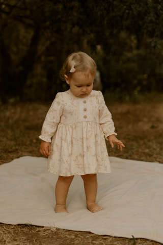 Kız Çocuk Bej Dantel Detaylı Çiçek Desenli Uzun Kollu Elbise